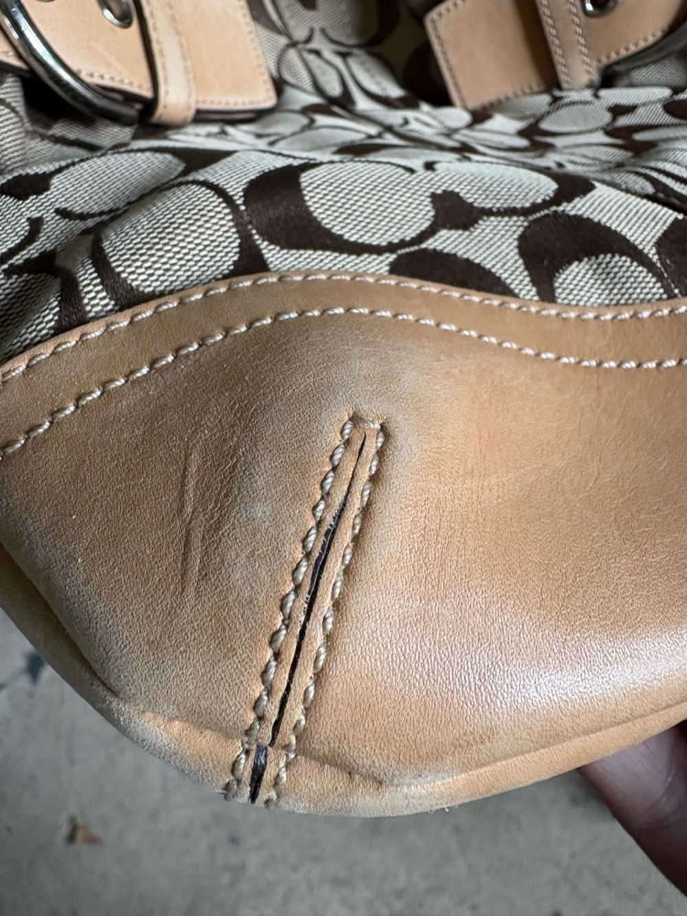 Coach 3574 Signature Canvas Soho Shoulder Purse - Picture 7 of 10